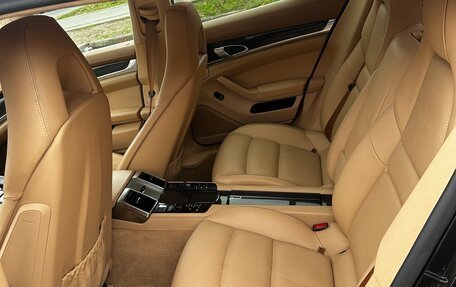 Porsche Panamera II рестайлинг, 2011 год, 2 850 000 рублей, 18 фотография