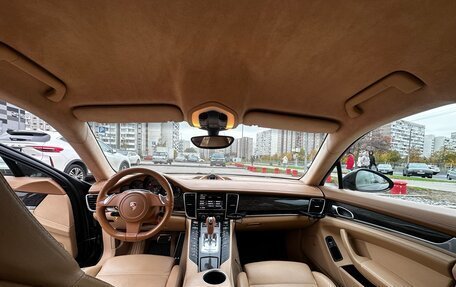 Porsche Panamera II рестайлинг, 2011 год, 2 850 000 рублей, 25 фотография