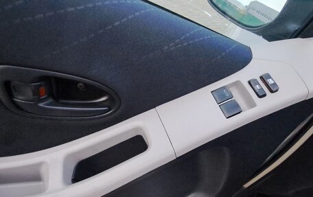 Toyota Yaris III рестайлинг, 2006 год, 669 000 рублей, 13 фотография