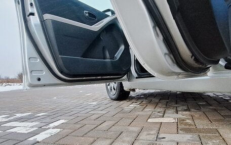 Toyota Yaris III рестайлинг, 2006 год, 669 000 рублей, 30 фотография