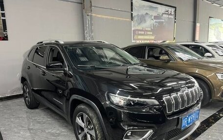 Jeep Cherokee, 2021 год, 1 850 000 рублей, 3 фотография