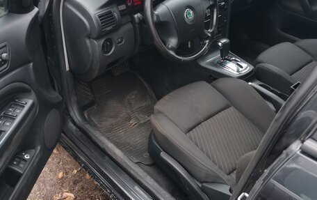 Skoda Superb III рестайлинг, 2007 год, 600 000 рублей, 7 фотография