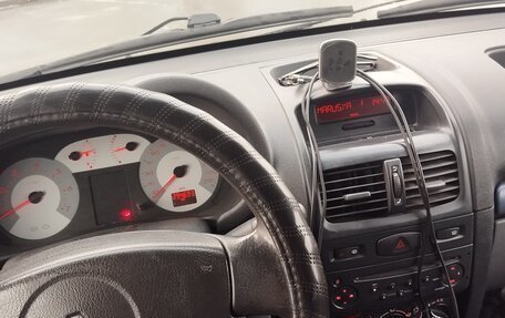 Renault Symbol I, 2007 год, 330 000 рублей, 13 фотография