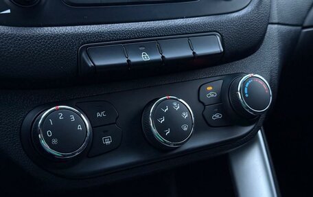 KIA cee'd III, 2017 год, 1 000 000 рублей, 21 фотография