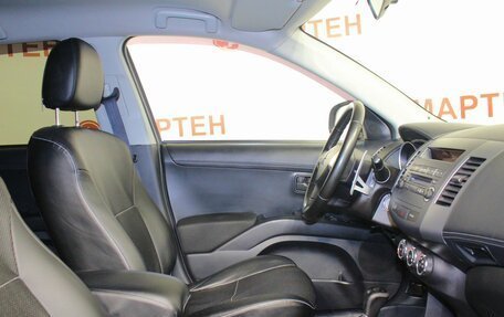 Mitsubishi Outlander III рестайлинг 3, 2012 год, 1 380 000 рублей, 10 фотография