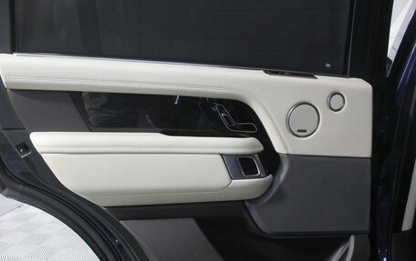 Land Rover Range Rover IV рестайлинг, 2018 год, 8 600 000 рублей, 12 фотография