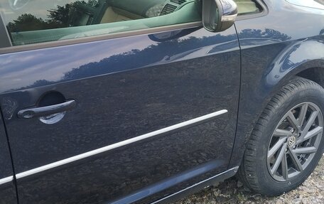 Volkswagen Touran III, 2012 год, 1 400 000 рублей, 2 фотография