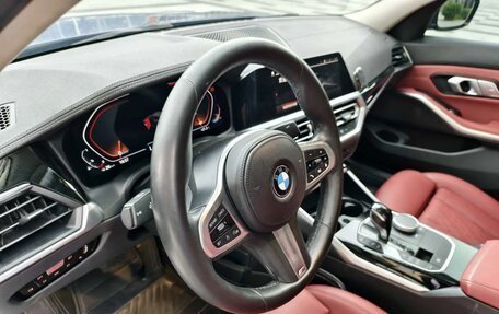 BMW 3 серия, 2021 год, 2 800 000 рублей, 9 фотография