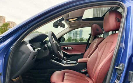 BMW 3 серия, 2021 год, 2 800 000 рублей, 13 фотография