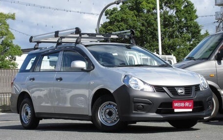 Nissan AD III, 2022 год, 700 000 рублей, 1 фотография