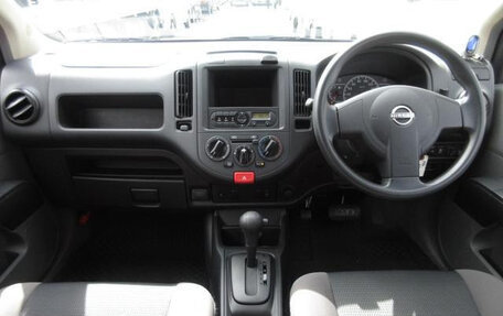 Nissan AD III, 2022 год, 700 000 рублей, 23 фотография