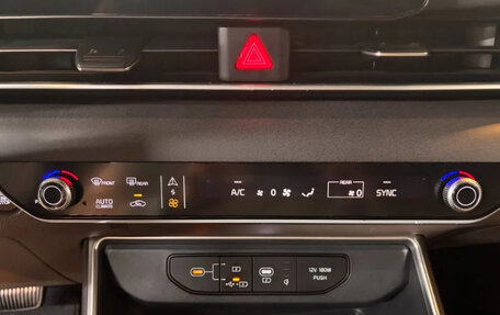 KIA Carnival, 2024 год, 4 800 030 рублей, 11 фотография