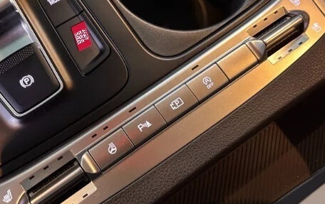 KIA Carnival, 2024 год, 4 800 030 рублей, 13 фотография