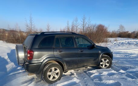 Toyota RAV4, 2005 год, 1 050 000 рублей, 5 фотография
