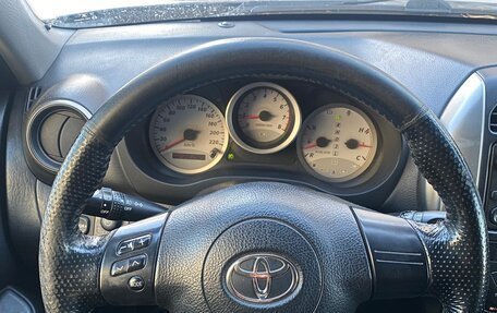 Toyota RAV4, 2005 год, 1 050 000 рублей, 28 фотография