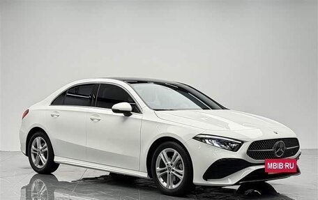 Mercedes-Benz A-Класс, 2025 год, 3 050 010 рублей, 2 фотография