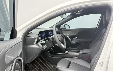 Mercedes-Benz A-Класс, 2025 год, 3 050 010 рублей, 12 фотография