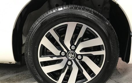 Toyota Passo III, 2022 год, 1 050 000 рублей, 22 фотография