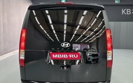 Hyundai Staria, 2025 год, 5 500 010 рублей, 4 фотография