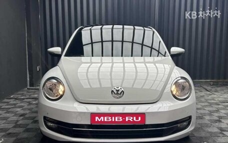 Volkswagen Beetle, 2013 год, 1 390 222 рублей, 1 фотография