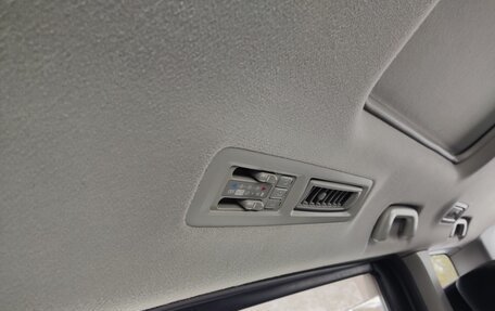 Toyota Noah III, 2012 год, 550 000 рублей, 9 фотография