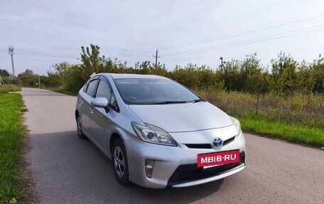 Toyota Prius, 2012 год, 1 200 000 рублей, 3 фотография