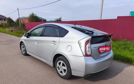 Toyota Prius, 2012 год, 1 200 000 рублей, 6 фотография