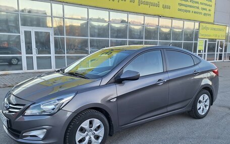 Hyundai Solaris II рестайлинг, 2016 год, 1 030 000 рублей, 3 фотография