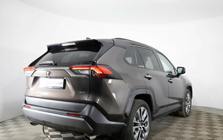 Toyota RAV4, 2020 год, 3 199 000 рублей, 5 фотография