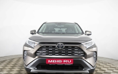 Toyota RAV4, 2020 год, 3 199 000 рублей, 2 фотография