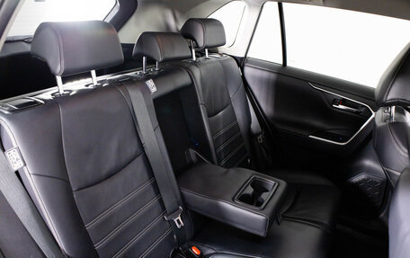 Toyota RAV4, 2020 год, 3 199 000 рублей, 14 фотография