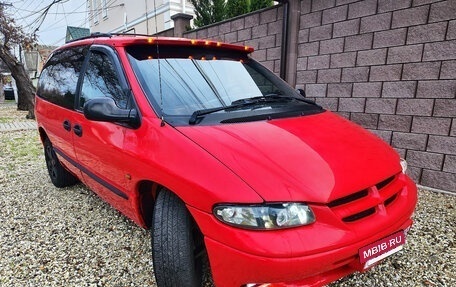 Chrysler Voyager III, 1998 год, 575 000 рублей, 11 фотография