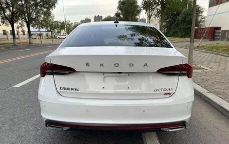 Skoda Octavia IV, 2022 год, 1 570 000 рублей, 5 фотография