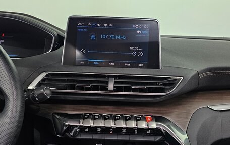 Peugeot 3008 II, 2022 год, 2 100 000 рублей, 15 фотография