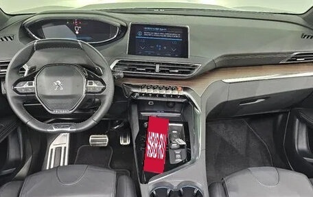 Peugeot 3008 II, 2022 год, 2 100 000 рублей, 21 фотография