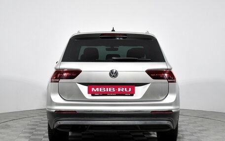 Volkswagen Tiguan II, 2017 год, 2 290 000 рублей, 6 фотография