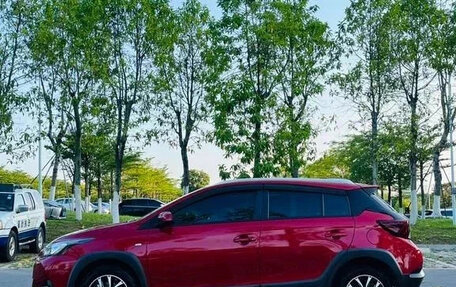 Toyota Yaris XP150 рестайлинг, 2022 год, 1 120 000 рублей, 5 фотография