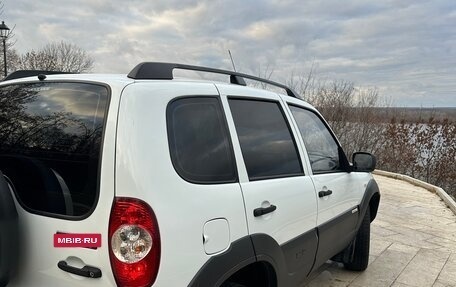 Chevrolet Niva I рестайлинг, 2014 год, 650 000 рублей, 4 фотография