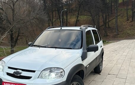 Chevrolet Niva I рестайлинг, 2014 год, 650 000 рублей, 7 фотография