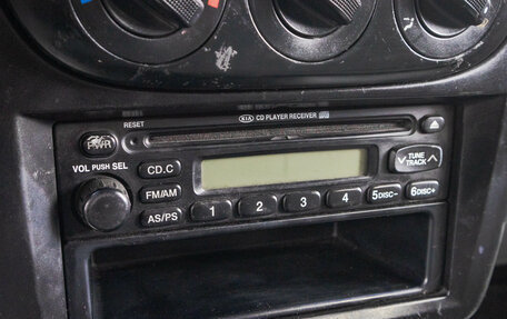 KIA Sportage IV рестайлинг, 2002 год, 599 000 рублей, 20 фотография