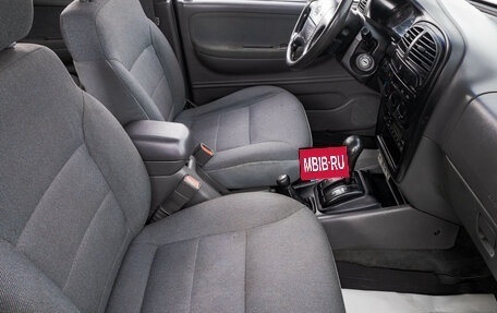 KIA Sportage IV рестайлинг, 2002 год, 599 000 рублей, 23 фотография