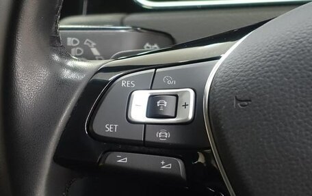 Volkswagen Golf VIII, 2022 год, 1 155 000 рублей, 10 фотография