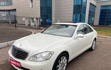 Mercedes-Benz S-Класс, 2007 год, 1 170 000 рублей, 1 фотография