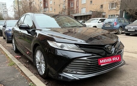 Toyota Camry, 2019 год, 3 900 000 рублей, 4 фотография