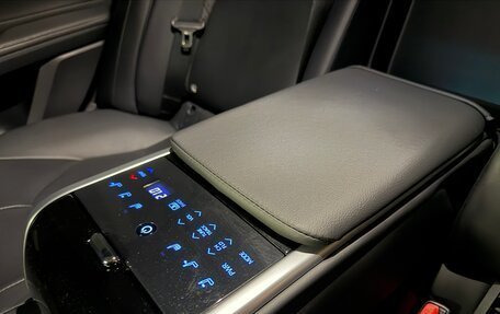 Toyota Camry, 2019 год, 3 900 000 рублей, 16 фотография