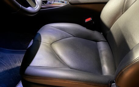 Toyota Camry, 2019 год, 3 900 000 рублей, 19 фотография