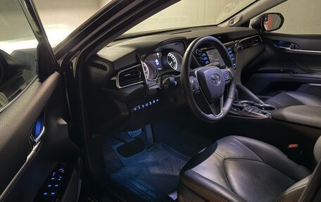 Toyota Camry, 2019 год, 3 900 000 рублей, 18 фотография