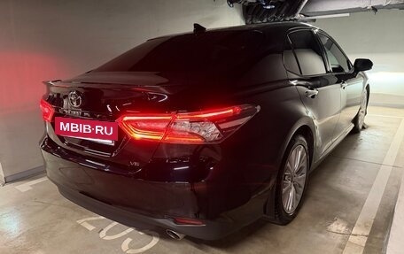 Toyota Camry, 2019 год, 3 900 000 рублей, 10 фотография