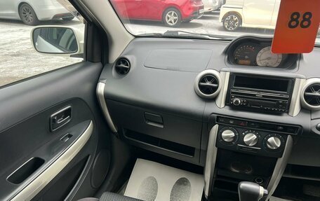 Toyota Ist II, 2003 год, 599 000 рублей, 14 фотография