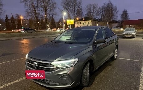 Volkswagen Polo VI (EU Market), 2021 год, 1 950 000 рублей, 2 фотография